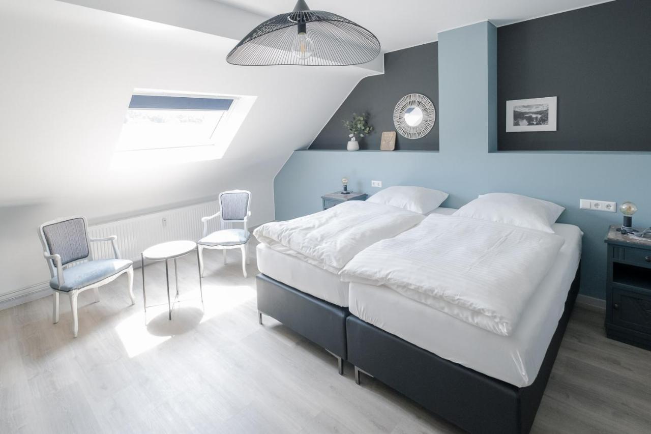 Hotel-Restaurant Beim Schlass Wiltz Екстер'єр фото