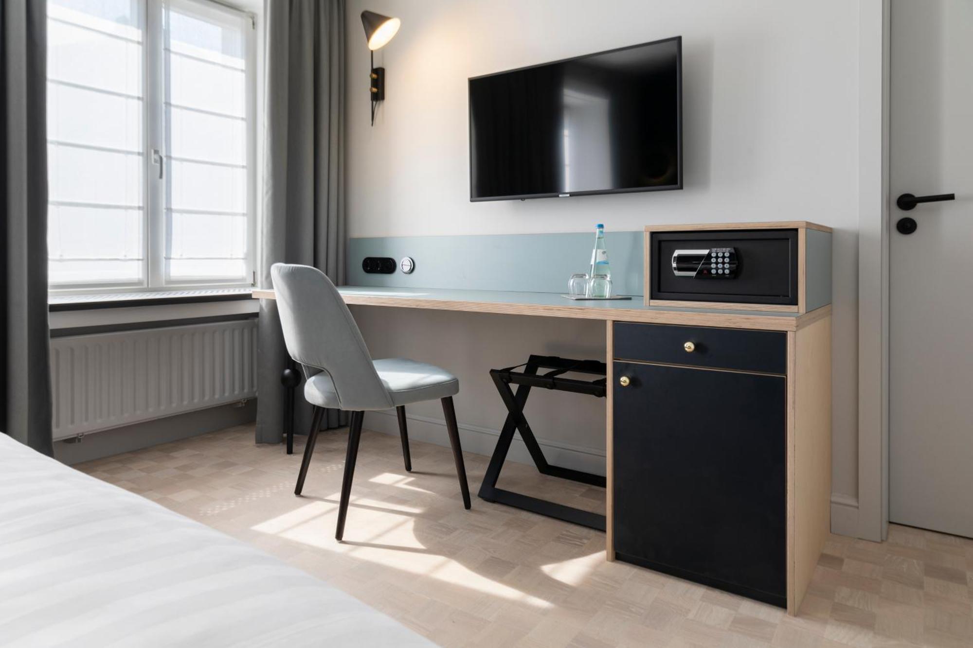 Hotel-Restaurant Beim Schlass Wiltz Екстер'єр фото