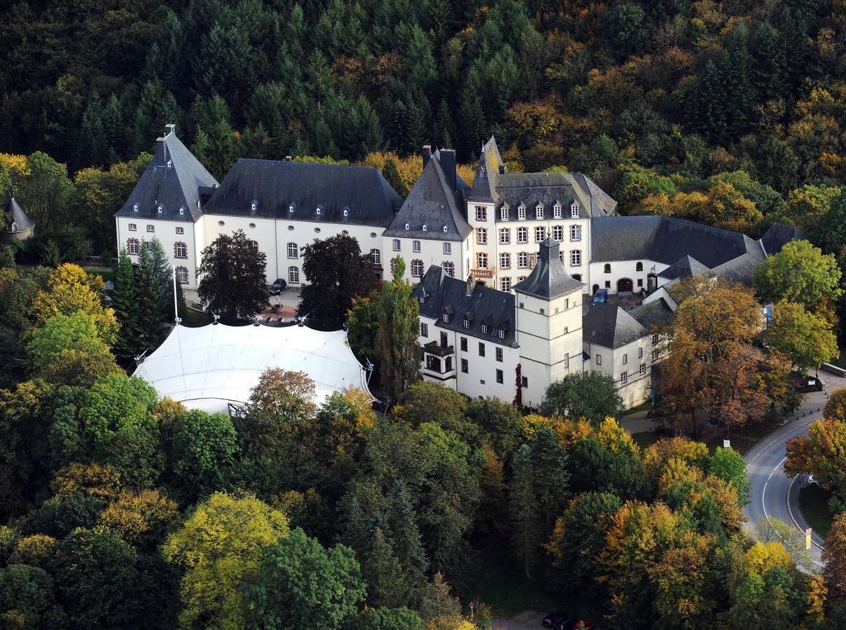 Hotel-Restaurant Beim Schlass Wiltz Екстер'єр фото
